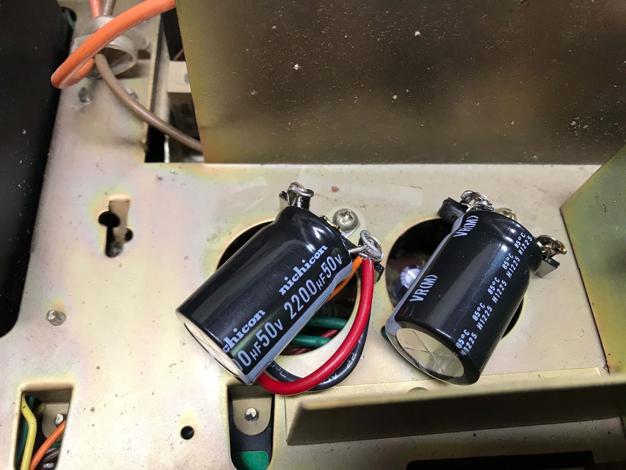 image2 Pioneer SA-900 Integrated Amplifier
