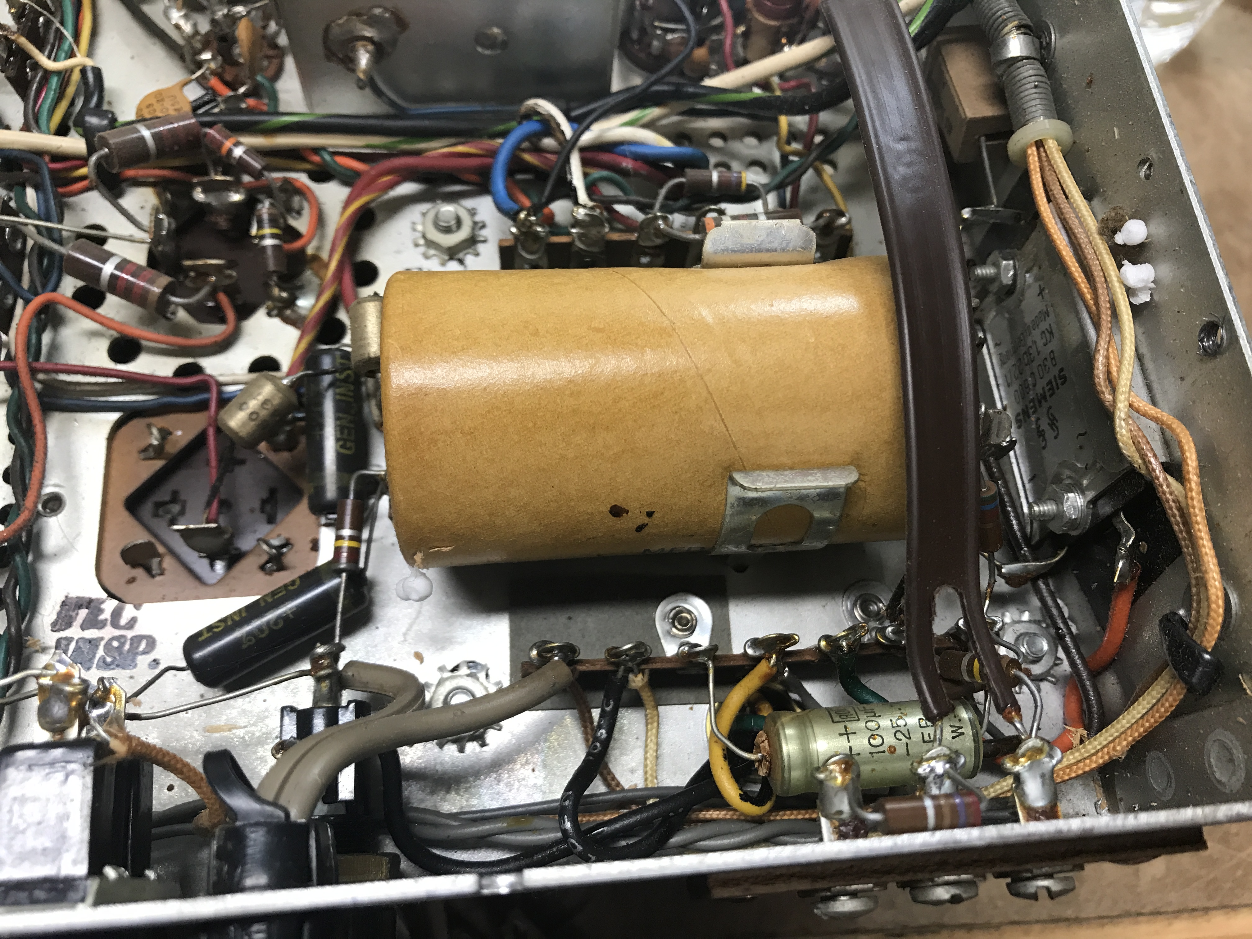 IMG_2548 Fisher 400 Receiver