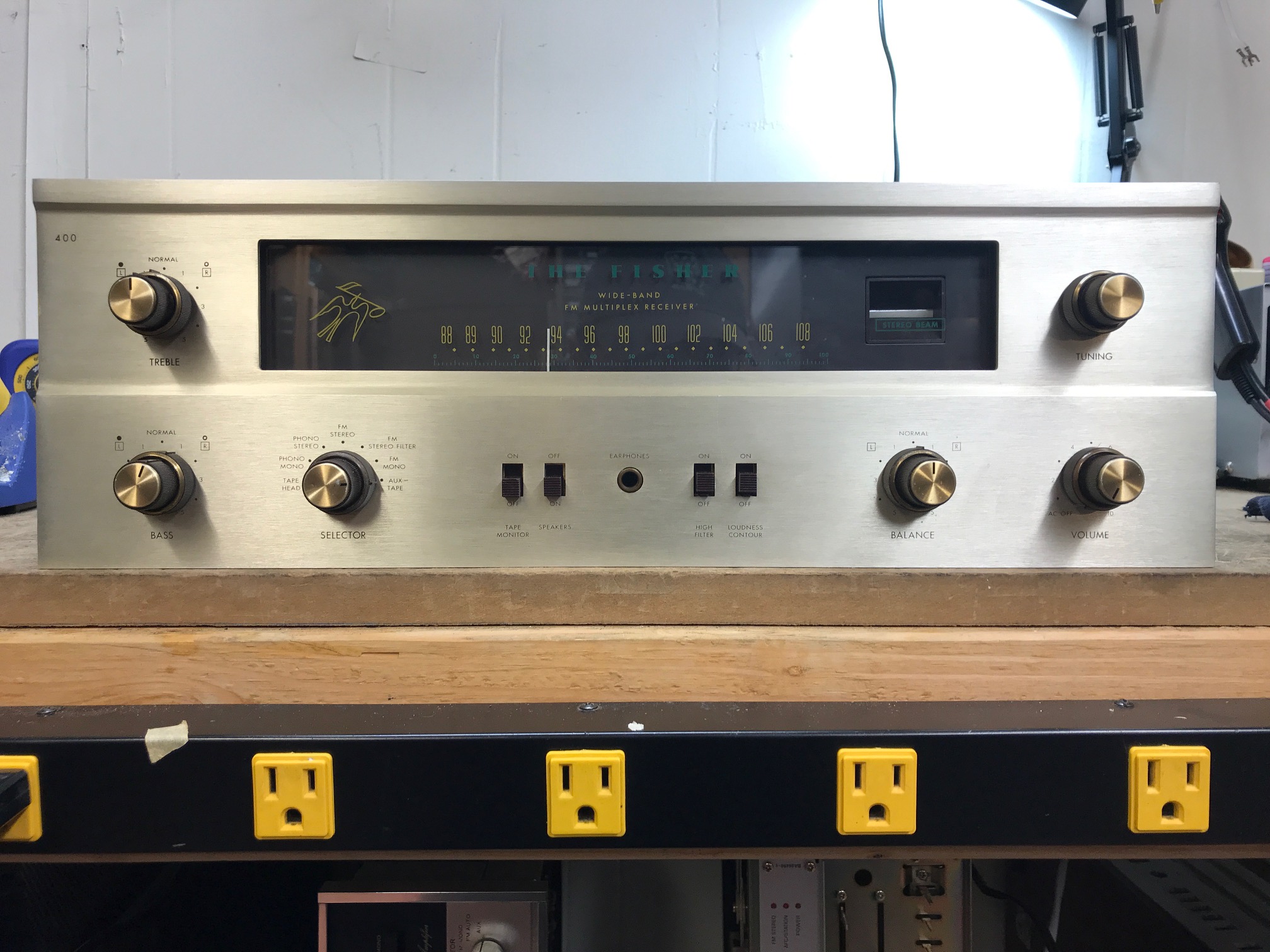 IMG_2923 Fisher 400 Receiver