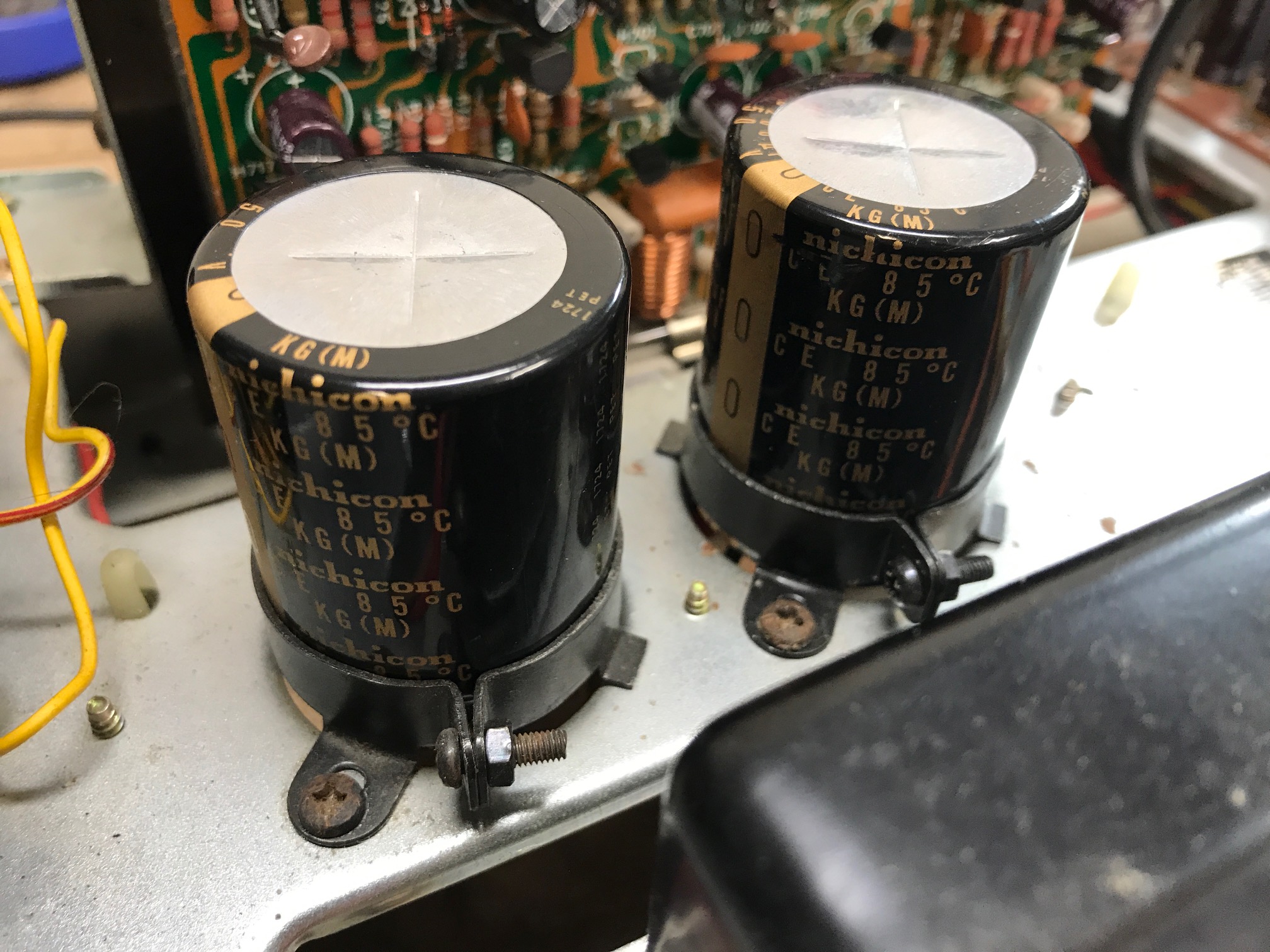 image2 Marantz 2226